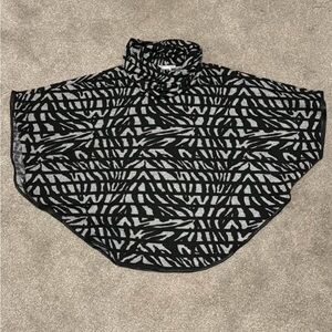 Alberto Makali Print Black and Gray Tunic/ poncho (?)- has defined sleeves -